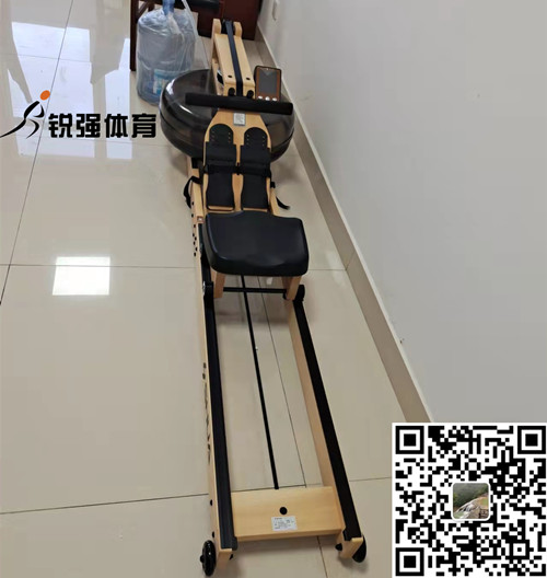 淄博某小区业主在伟德国际1946选购的划船机