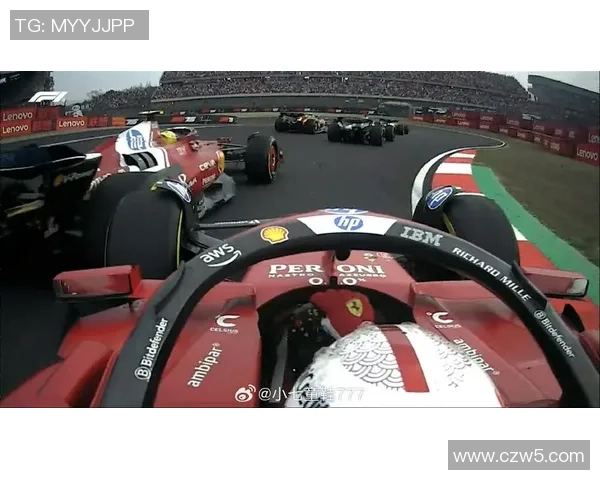 F1赛季精彩碰撞回顾与安全性提升探讨 F1赛季精彩碰撞回顾与安全性提升探讨